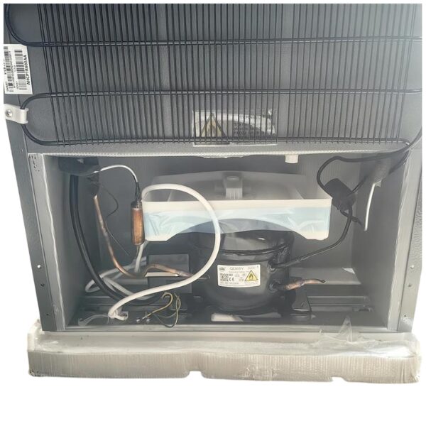 
	Réfrigérateur combiné Smart Technology STCB-277H – 186L – 3T